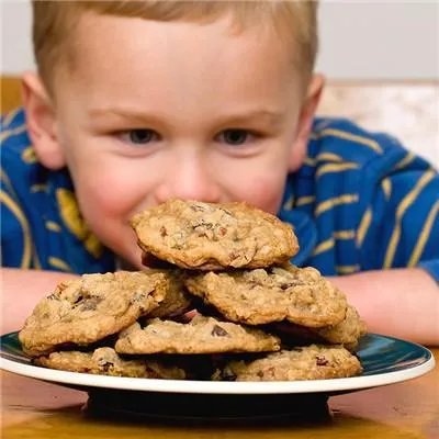 小孩子不吃饭怎么办