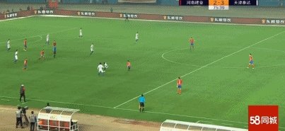 狂奔70米！阿奇姆彭利用速度连过4人完成破门！拉拽，飞铲都挡不住，你怎么看？