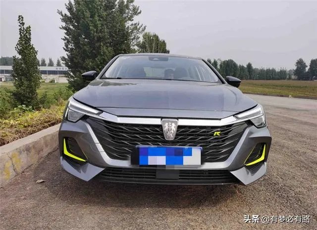 荣威i6MAX这台车我看中了，它是不是适合年轻人开呢？