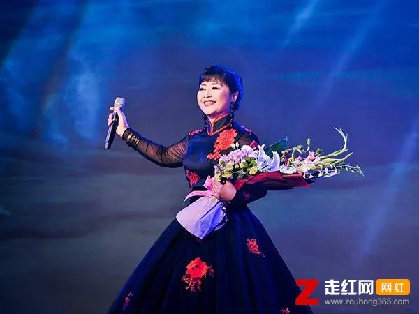 殷秀梅个人资料简介，殷秀梅结过几次婚现任丈夫是谁