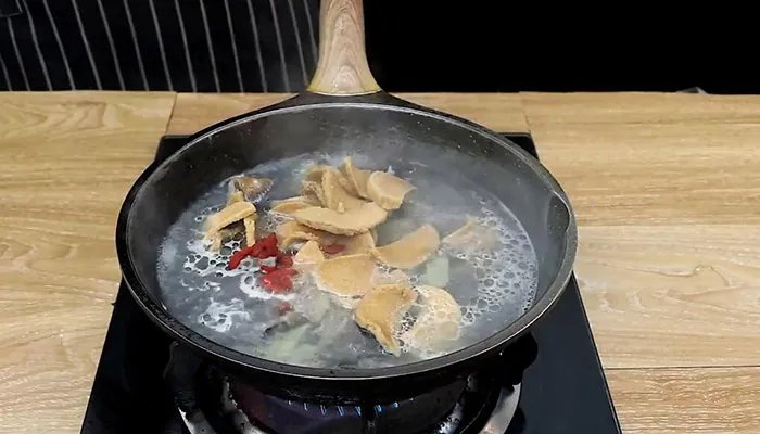 黄鳝汤的做法 黄鳝汤的家常做法