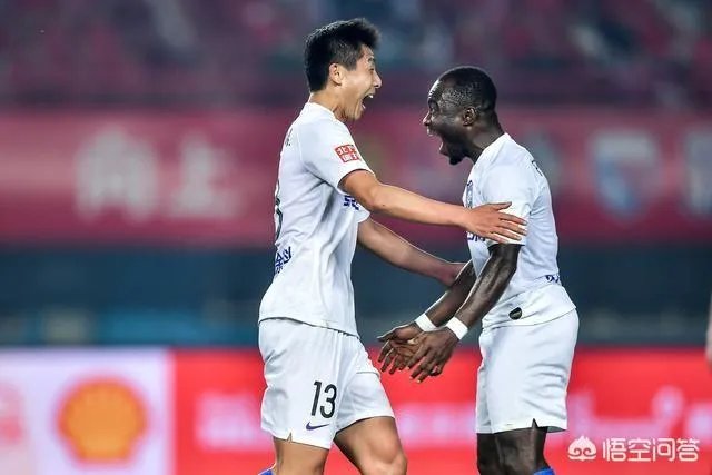 狂奔70米！阿奇姆彭利用速度连过4人完成破门！拉拽，飞铲都挡不住，你怎么看？