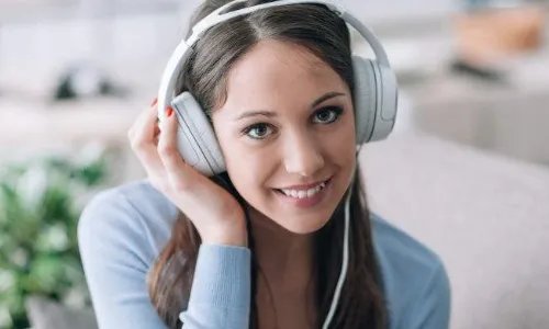 好听的近义词是什么