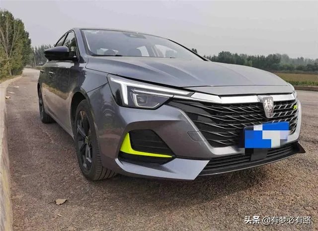 荣威i6MAX这台车我看中了，它是不是适合年轻人开呢？