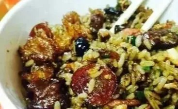 南京的老头酸豇豆炒饭和金口福炒饭相比，哪个更好吃？