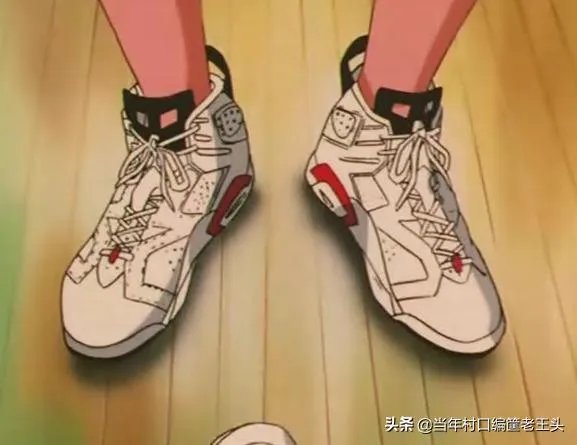 为什么樱木花道的第一双球鞋是AJ6，而后面又回到AJ1？