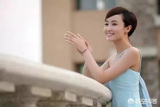 如何评价原央视主持人、演员赵子琪？