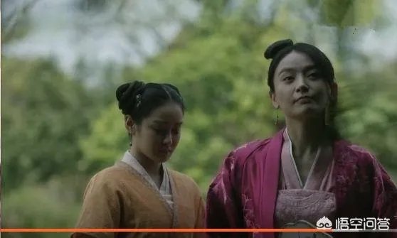 《知否》中明兰用泥巴阻止墨兰私会，这么做有什么隐藏的目的？