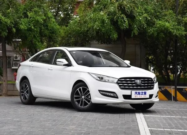 一汽奔腾B50怎么样？性价比如何？