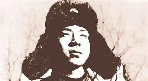 雷锋故事是谁写的