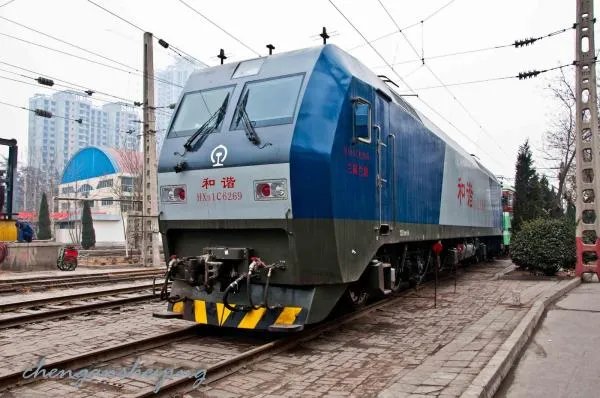 机务段，车务段是干什么的，待遇怎么样啊？