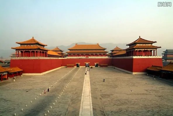 高露老公家族背景很强大吗 来看看最新爆料