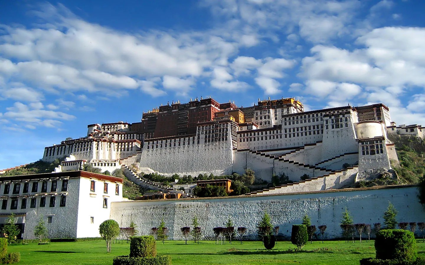 武汉是什么城？昆明是什么城？拉萨是什么城？