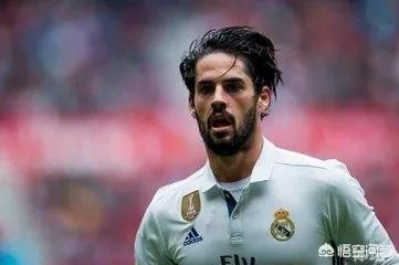 伊斯科跟贝尔的位置冲突吗？媒体都说伊斯科要取代贝尔，伊斯科能踢右边锋吗？