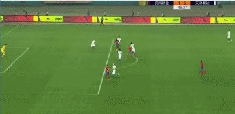 狂奔70米！阿奇姆彭利用速度连过4人完成破门！拉拽，飞铲都挡不住，你怎么看？