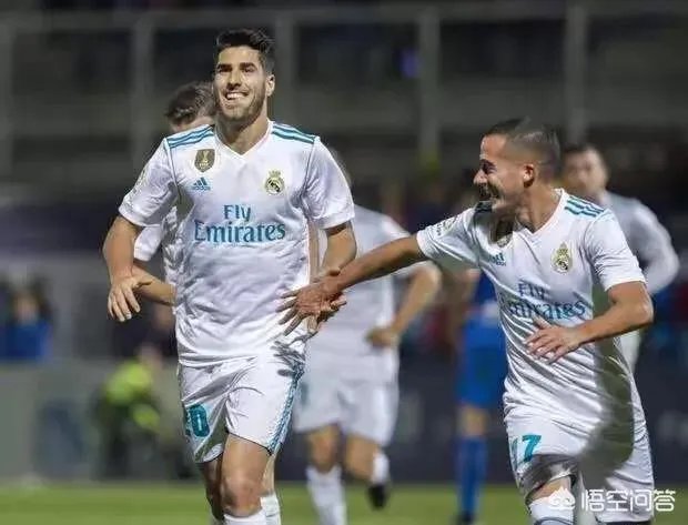 伊斯科跟贝尔的位置冲突吗？媒体都说伊斯科要取代贝尔，伊斯科能踢右边锋吗？