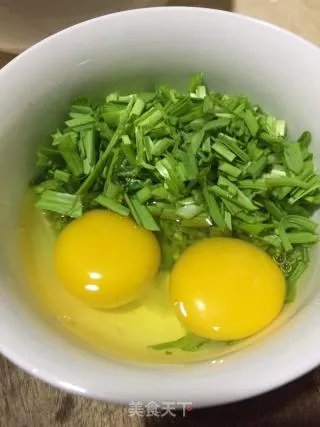 蒜苗炒鸡蛋