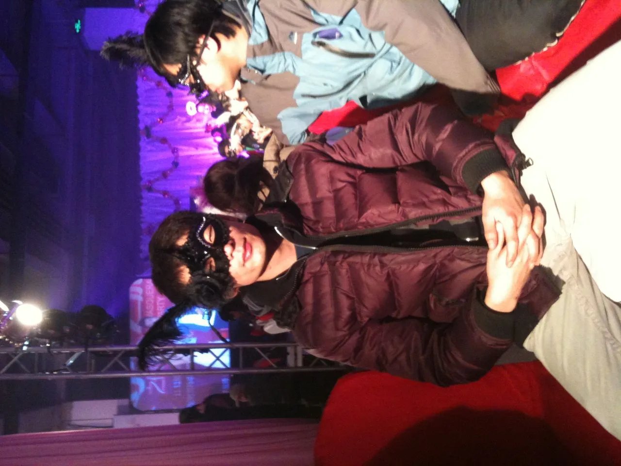 现在哪个yy频道有CF辅助的?