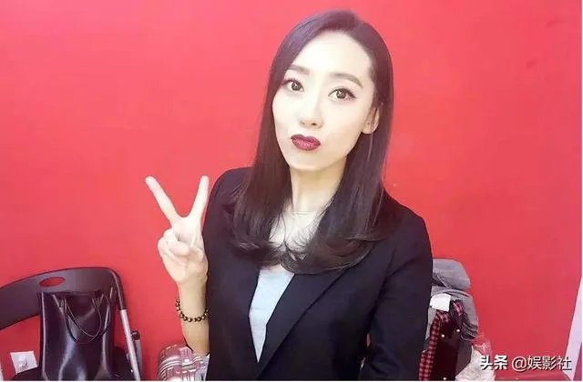 鄂靖文在演了《新喜剧之王》后，为什么还是没火？