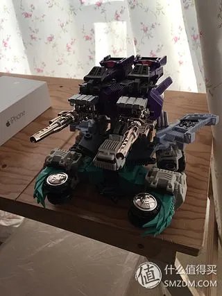 我心中最强的变形金刚战士：MMC 版 六面兽