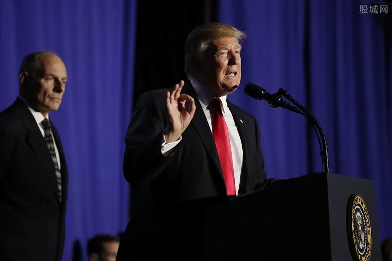 特朗普发推：宣布一个好消息 美国疫苗很快上市