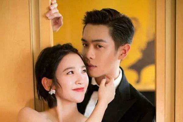 孙俪和邓超越来越有夫妻相，结婚以后真的会越来越像吗？