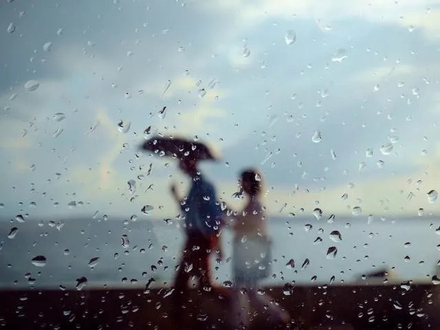 “投我以木桃，报之以琼瑶”是什么意思？