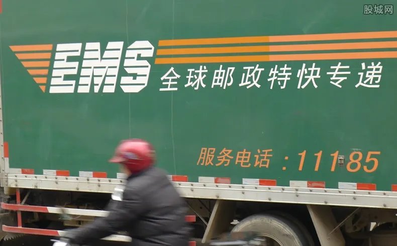 中国邮政首发战疫邮票 具体长什么样子？