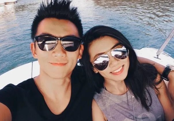 如何看待郑凯微博爆出与程晓玥分手的消息呢？