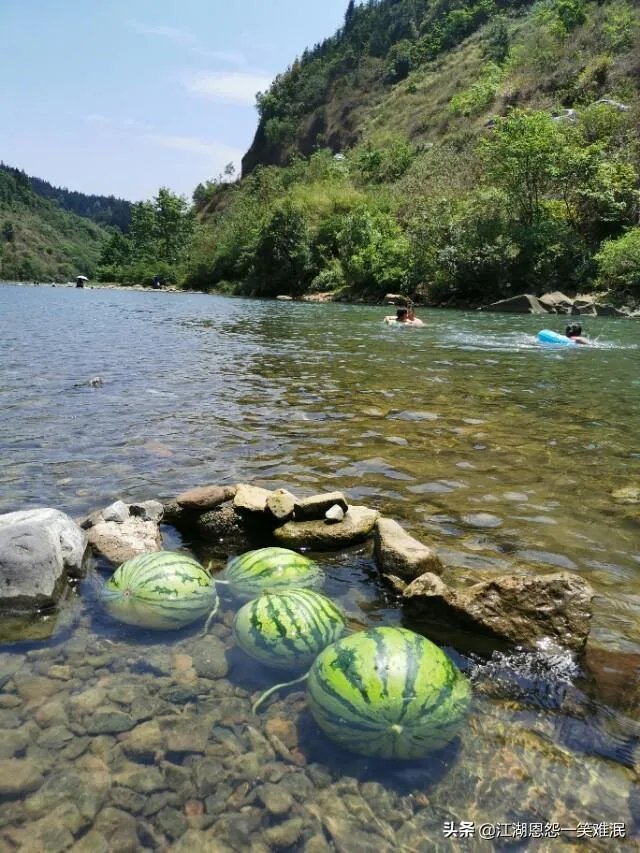 全国政协委员建议实行“一三制”弹性周休假制度，你怎么看？