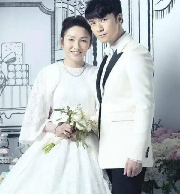 大张伟娶自己的经纪人为妻，娱乐圈中有哪些明星与经纪人结为了夫妻呢？