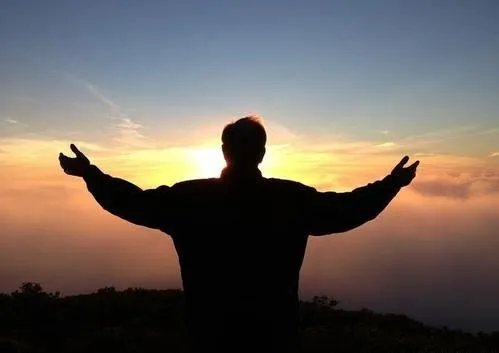 乌市为出疆复课学生开通了什么样的绿色通道？