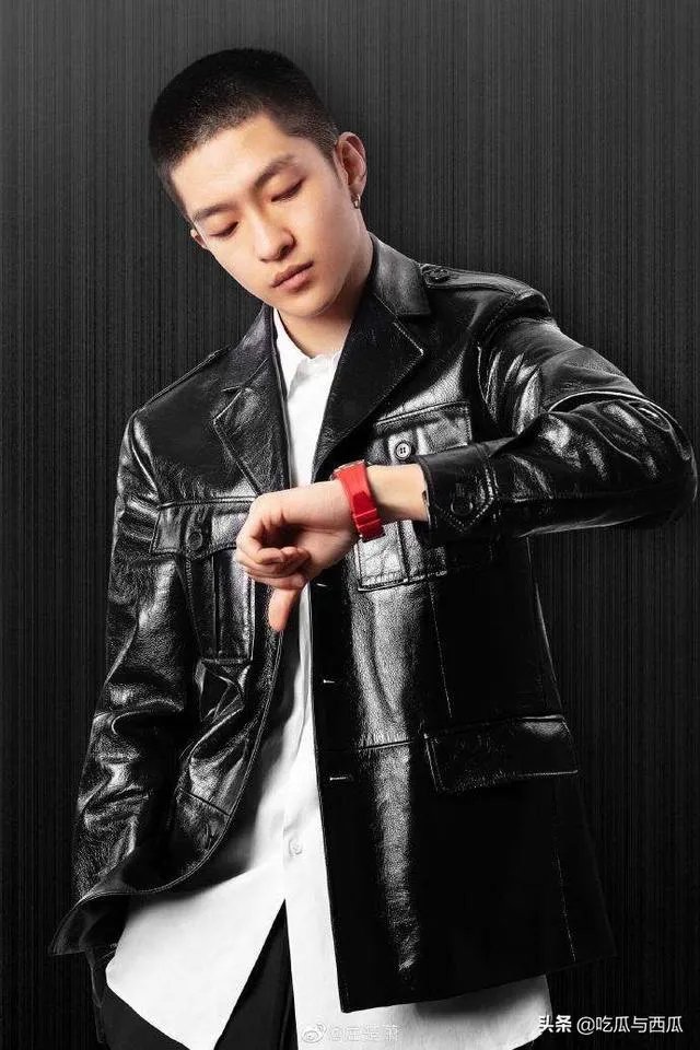 屈楚萧否认恋情，万籽麟回应被分手，屈楚萧到底是个怎样的人？