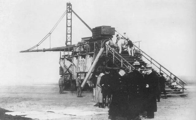 “巴黎大炮”的最大射程是多少？