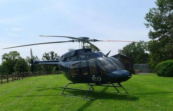 为什么郑州校内可以坐直升机？