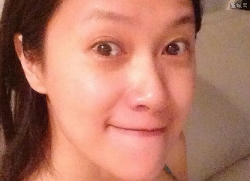 王朔徐静蕾为什么分手 两人爱出了境界