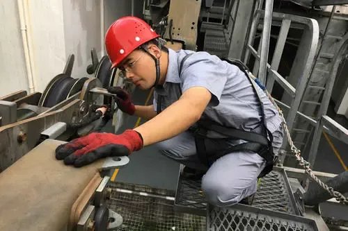 2021我们已痛别11位院士，该如何传承院士的敬业精神？