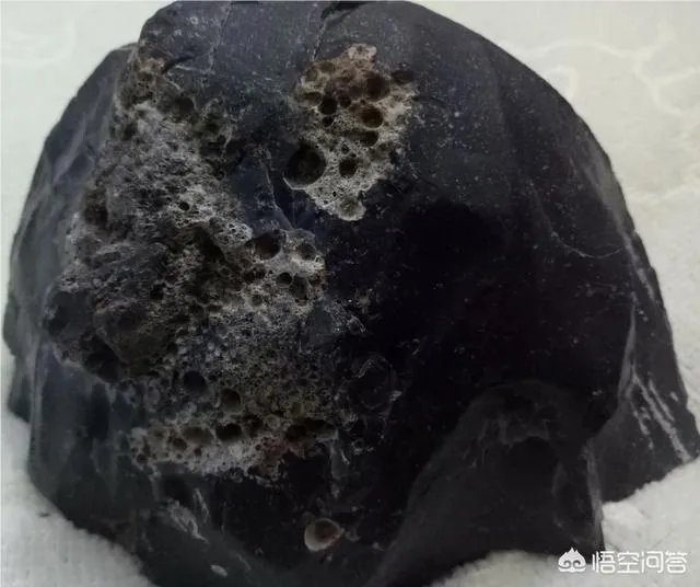 买陨石当六一礼物这是什么操作，你怎么看？