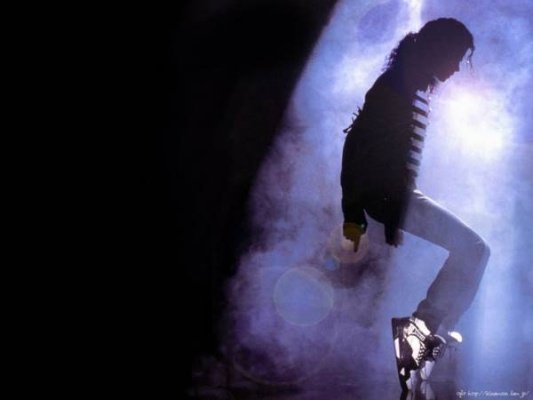 迈克尔杰克逊这姿势的图片，要清晰大图