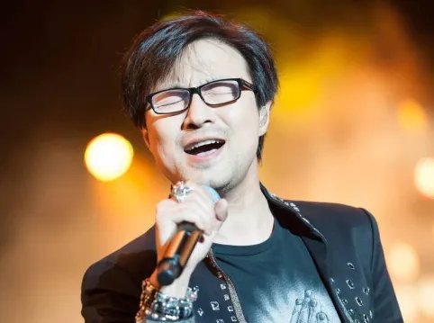 汪峰领着女儿做亲子鉴定，揭开了章子怡的真面目，好后妈形象全是演戏吗？