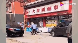 已婚男疑遭小三殴打致死，你如何评价？这样的男人值得同情吗？