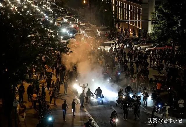 特朗普说放慢检测就会减少病例，对此你怎么看？