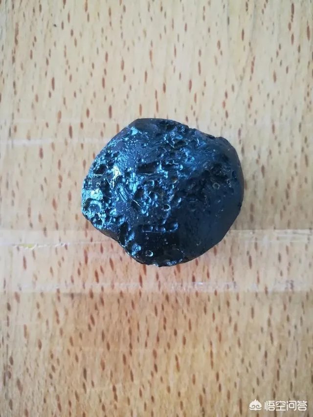 买陨石当六一礼物这是什么操作，你怎么看？