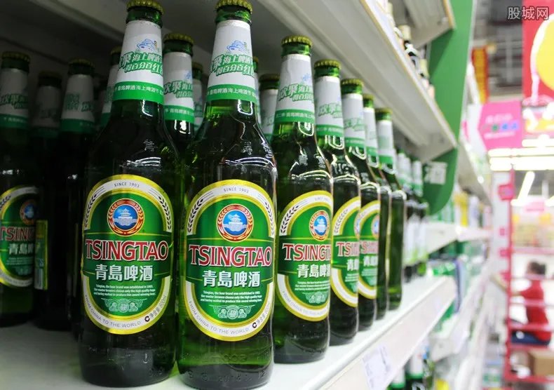 青岛啤酒大涨7%  这些啤酒板块也纷纷跟涨