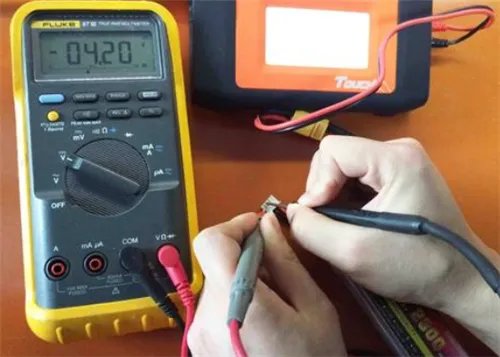 钳形表怎么测直流电流