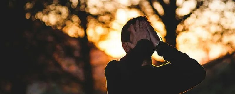 梦见哭的很伤心有什么预兆 梦见哭的很伤心好不好