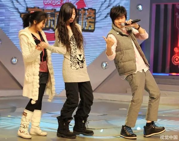 林俊杰的团队告豆瓣的账号了，你更支持哪一方？