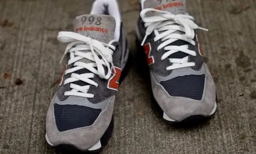 跑步鞋哪个牌子比较好