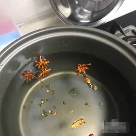 牛肉炖汤怎么做好吃，牛肉炖汤的吃法