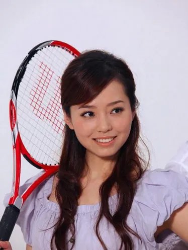 歌手张靓颖的生活照欣赏 公开与少城时代CEO冯轲的恋情